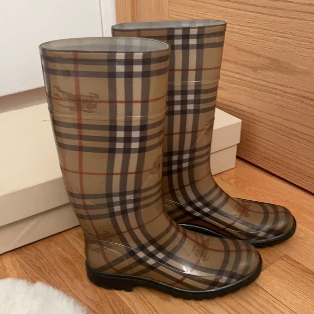 Burberry Rain Boots EU 41 US 7